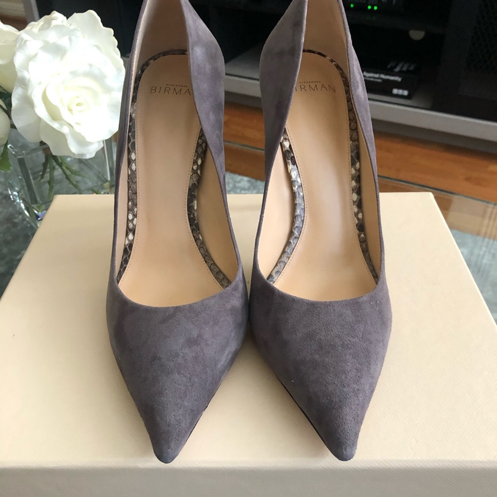 Alexandre Birman Suede Gray heels